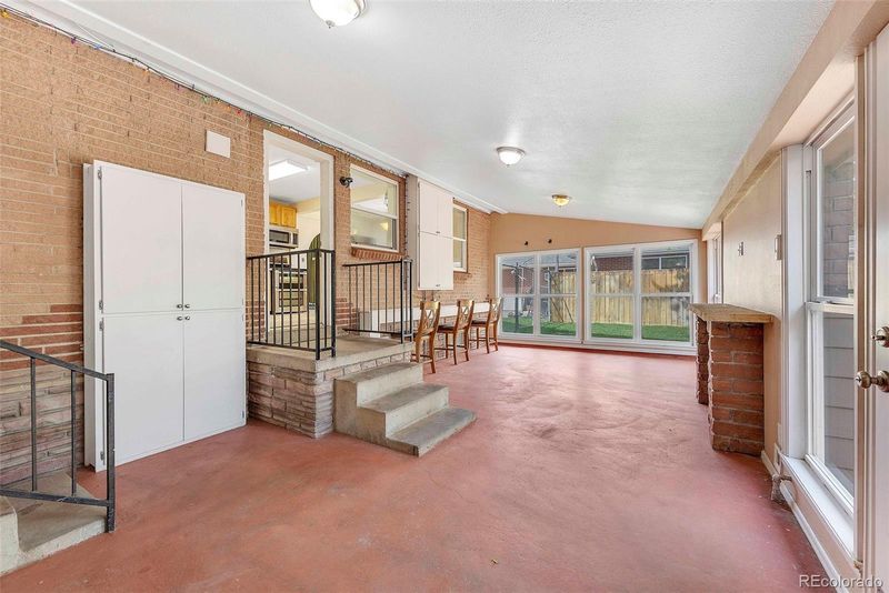 6895 E 74th Ave, Commerce City, CO 80022