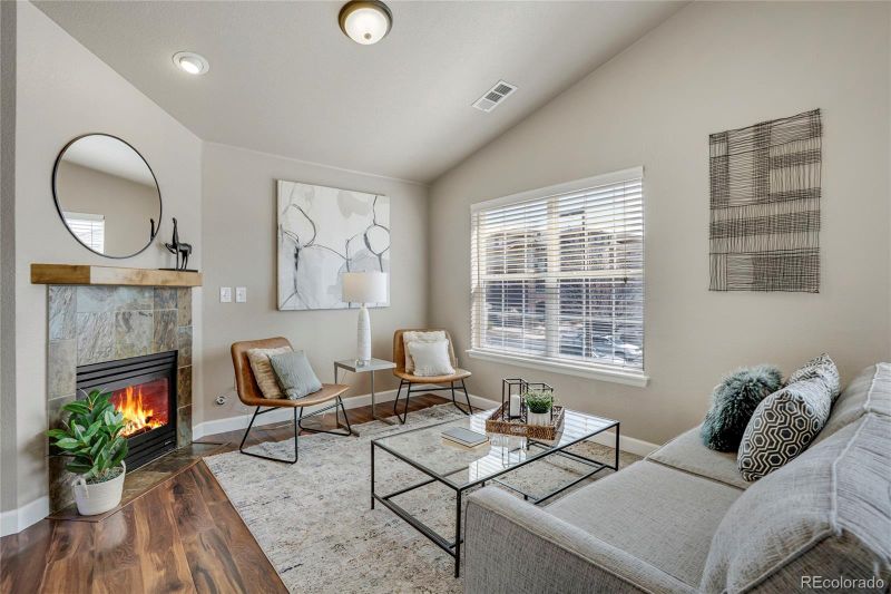 3866 S Dallas Cir #201, Aurora, CO 80014