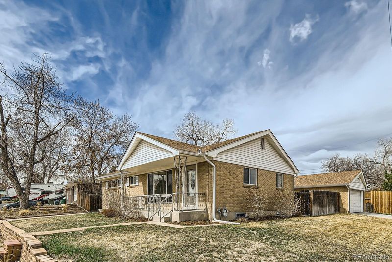 283 Garland Dr, Northglenn, CO 80233