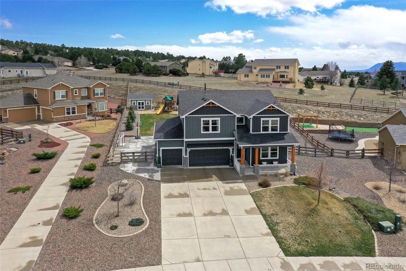 795 Woodmoor Acres Dr, Monument, CO 80132