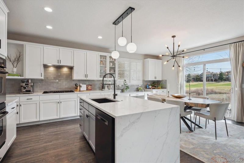 21173 E Portland Pl, Aurora, CO 80016