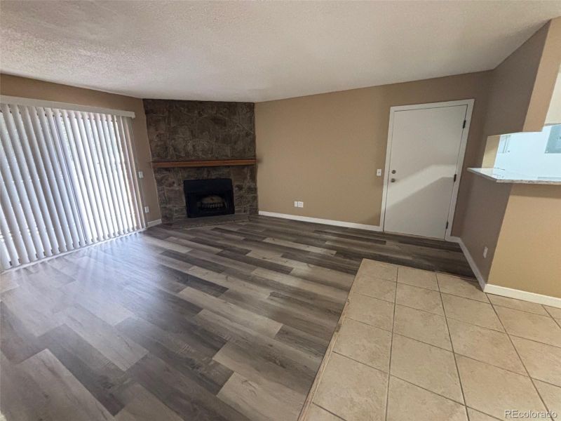 910 S Walden St #101, Aurora, CO 80017