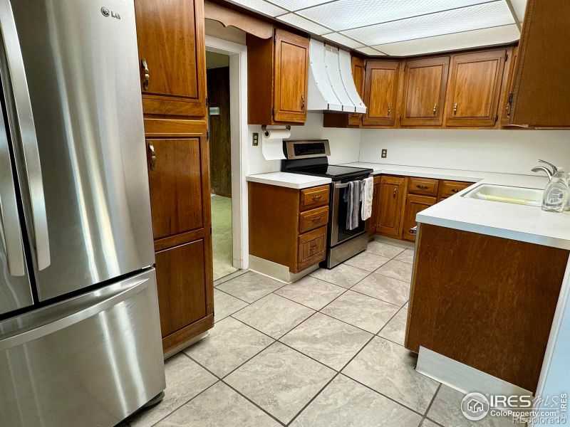 521 Mckinley St, Sterling, CO 80751