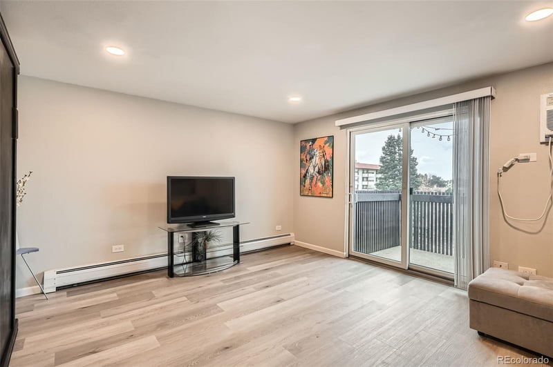 65 N Clarkson St #604, Denver, CO 80218