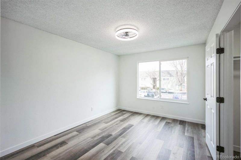 956 S Peoria St, Aurora, CO 80012