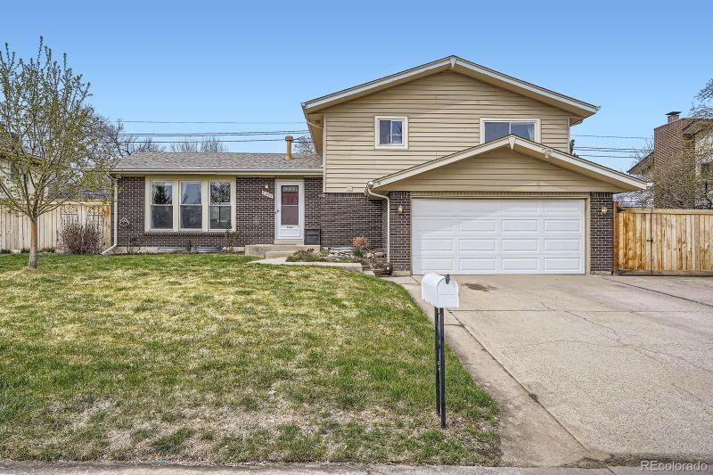 11499 W 59th Pl, Arvada, CO 80004