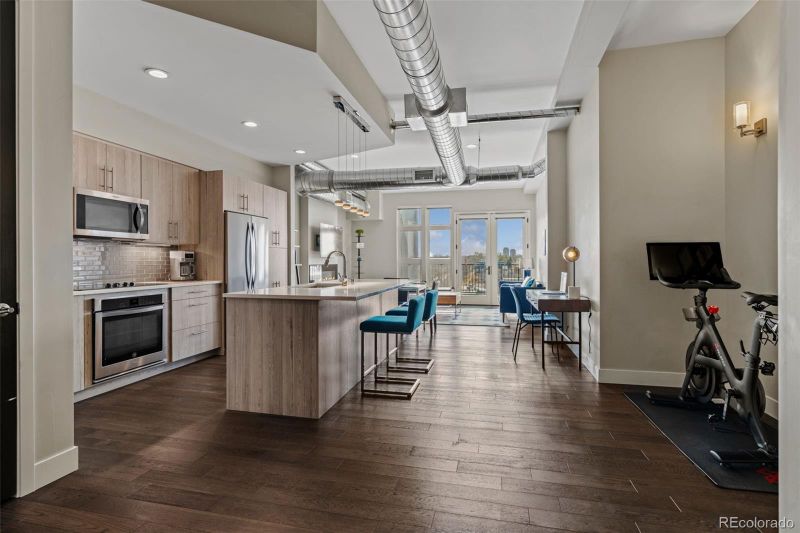 3198 Blake St #503, Denver, CO 80205