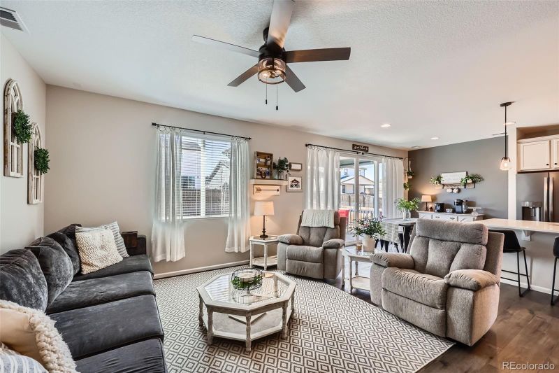 148 Vista Cliff Cir, Castle Rock, CO 80104
