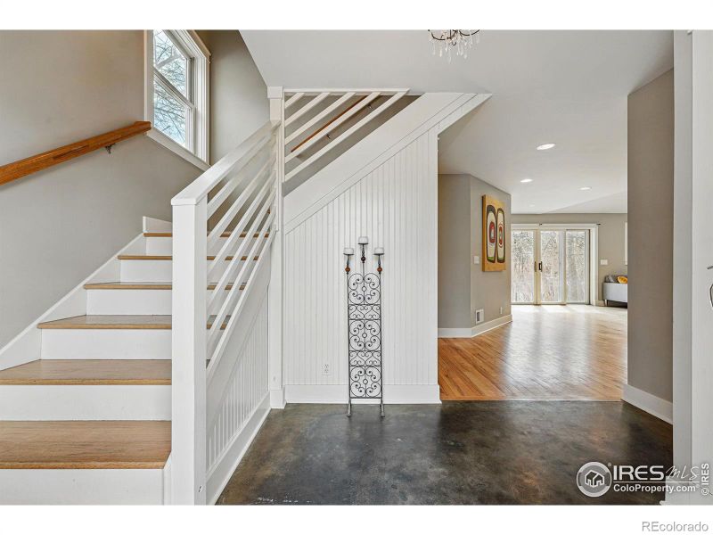 211 2nd Ave #1/2, Lyons, CO 80540