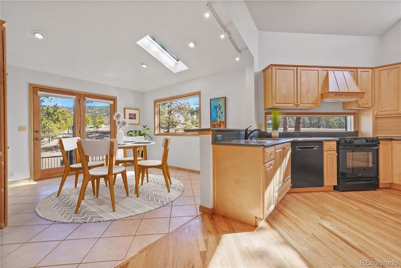 1865 Foothills Dr S, Golden, CO 80401