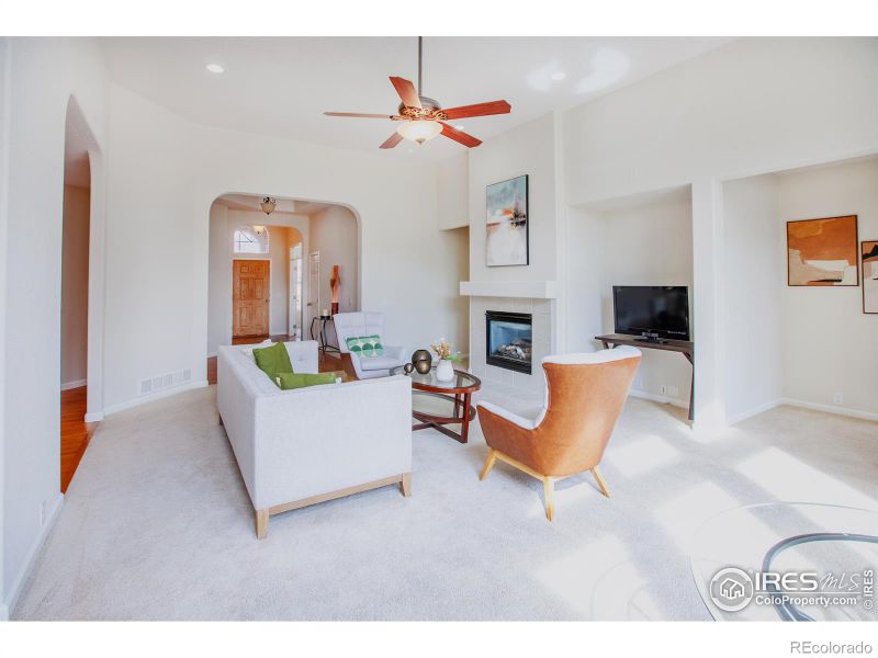 1708 Roma Ct, Longmont, CO 80503