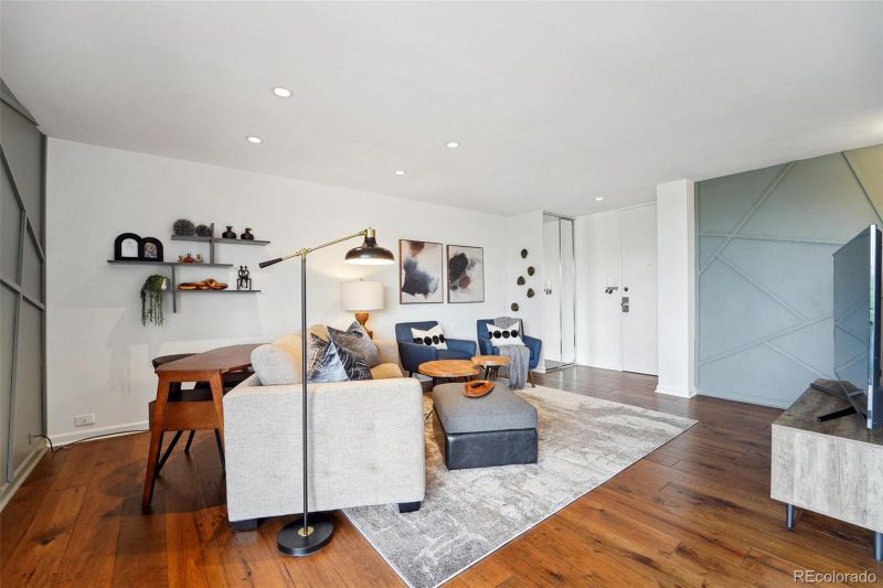 1200 Vine St #5B, Denver, CO 80206