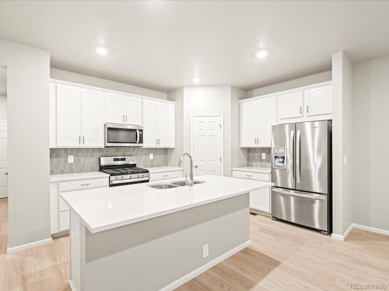 1662 Colorado River Dr, Windsor, CO 80550