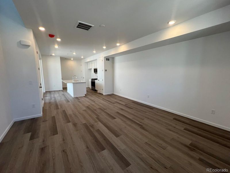6638 N Nepal Ct, Aurora, CO 80019