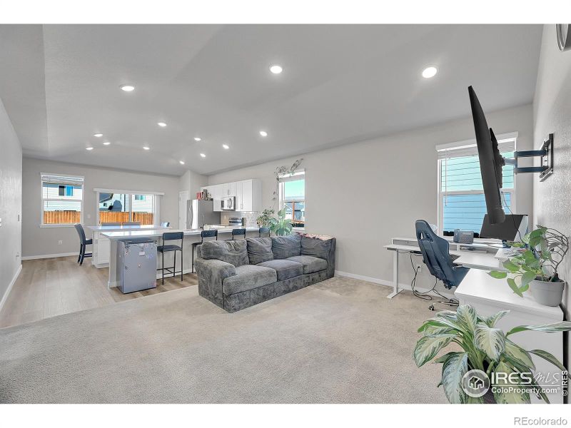 503 Bobcat Ct, Wiggins, CO 80654