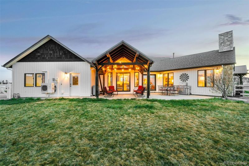 451 W 152nd Ave, Broomfield, CO 80023