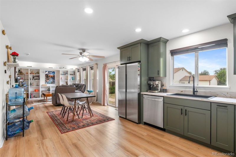 4452 E 94th Dr, Thornton, CO 80229