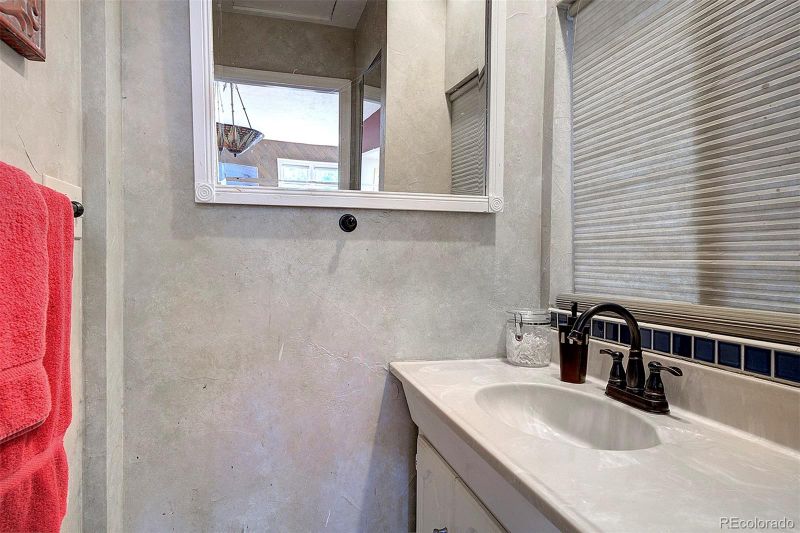 1339 Quince St, Denver, CO 80220