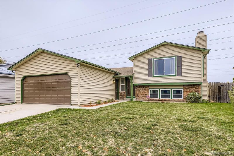3762 S Halifax St, Aurora, CO 80013