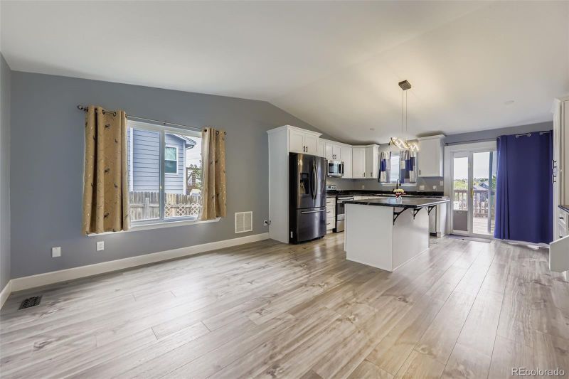 3762 S Halifax St, Aurora, CO 80013