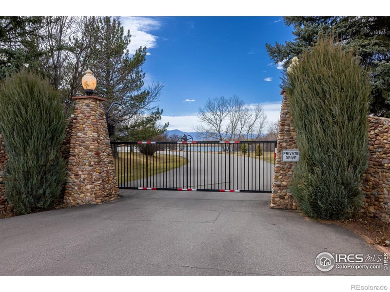 10391 E Goose Haven Dr, Lafayette, CO 80026