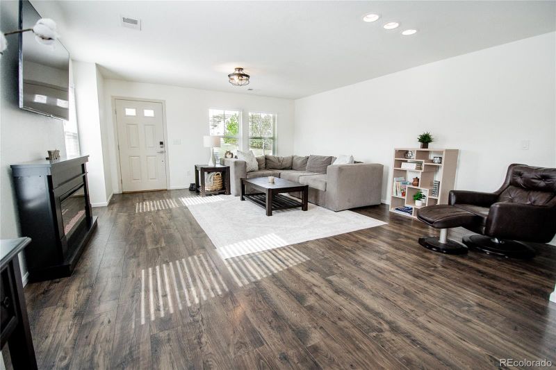 1786 Quartz St, Castle Rock, CO 80109