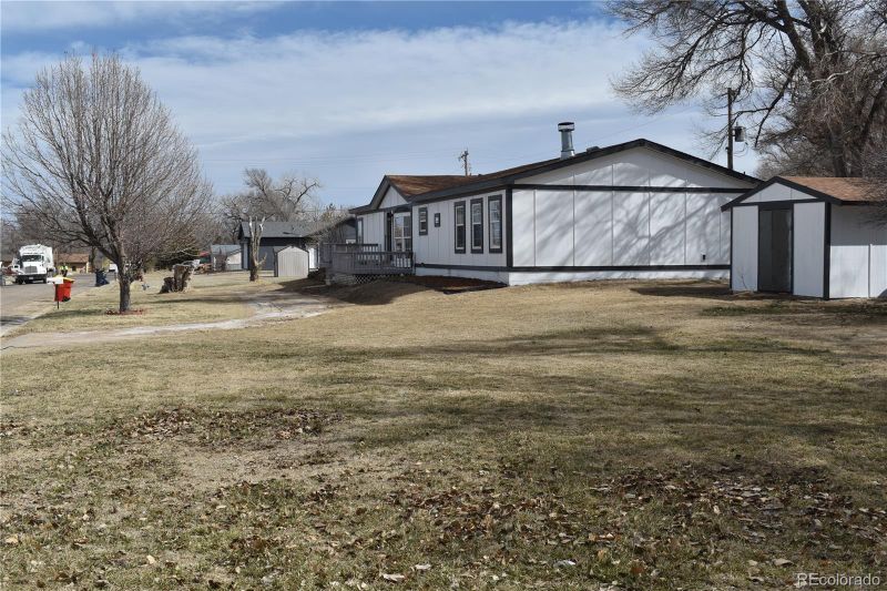 94 Yucca Dr, Rocky Ford, CO 81067