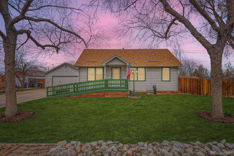 4611 Independence St, Wheat Ridge, CO 80033