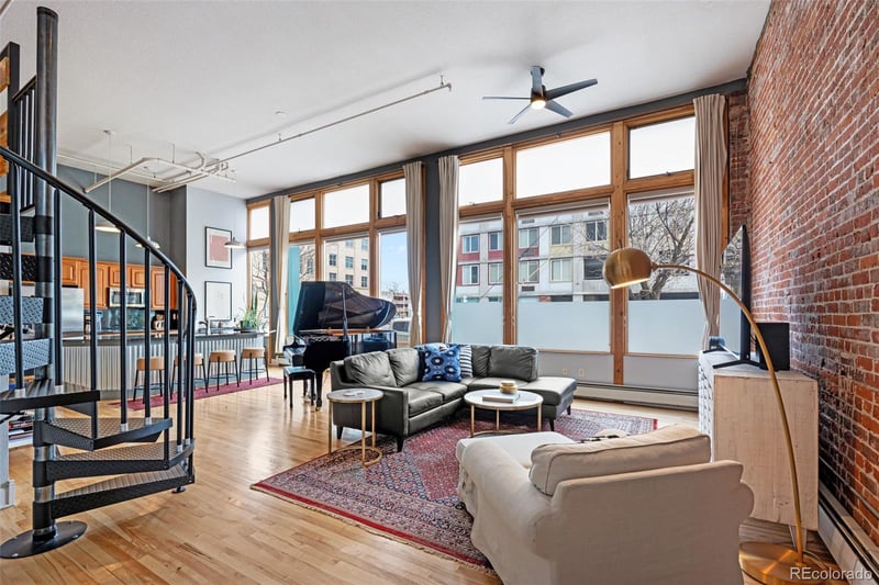 2560 Blake #101, Denver, CO 80205