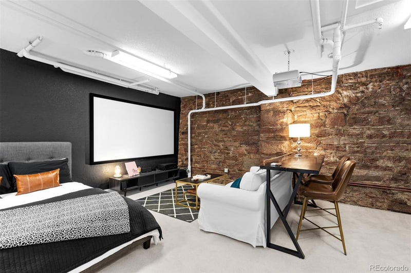 2560 Blake #101, Denver, CO 80205