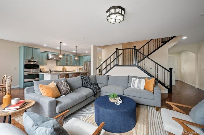 6276 S Robertsdale Ct, Aurora, CO 80016