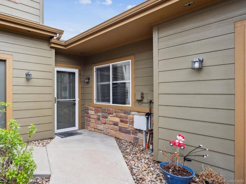 1831 Aspen Meadows Cir, Denver, CO 80260