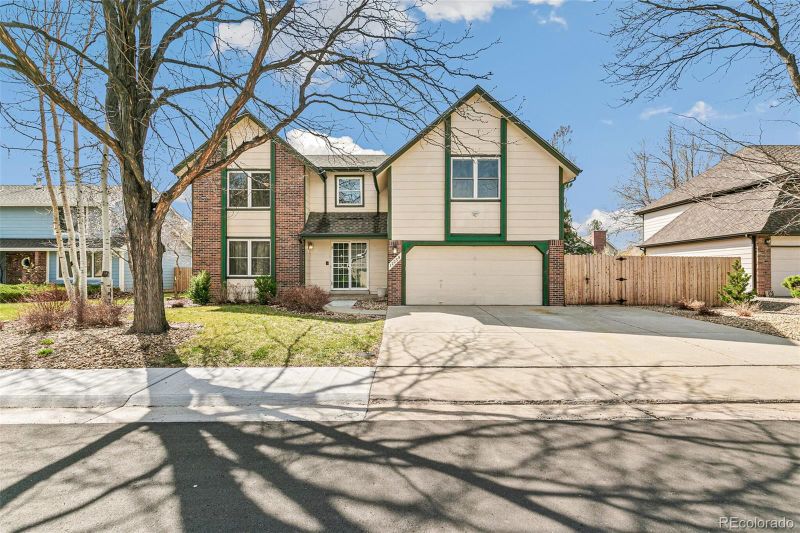 12258 E Lasalle Pl, Aurora, CO 80014