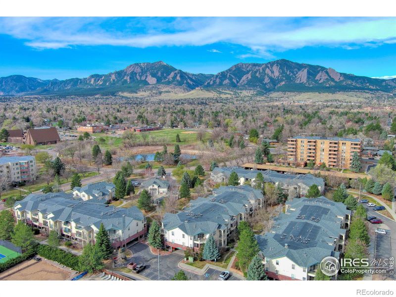 550 Mohawk Dr #67, Boulder, CO 80303