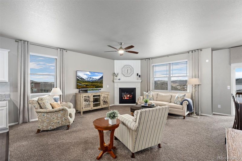 2080 Shadow Creek Dr, Castle Rock, CO 80104