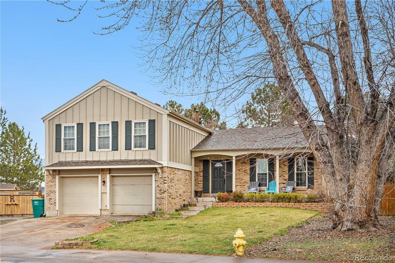15865 E Kepner Dr, Aurora, CO 80017
