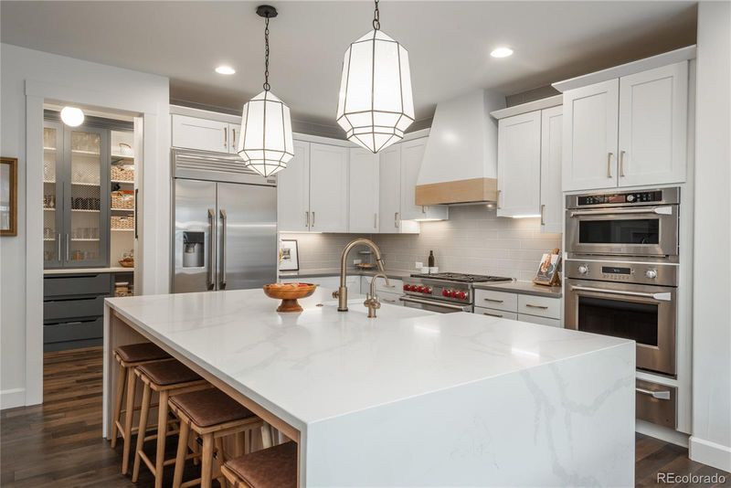 10545 Starglow Ct, Highlands Ranch, CO 80126