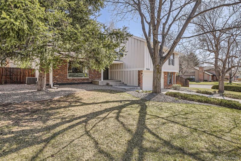 7998 S Wabash Ct, Centennial, CO 80112