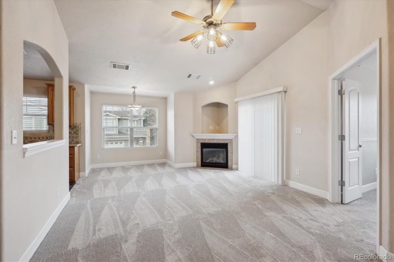 5775 29th St #609, Greeley, CO 80634