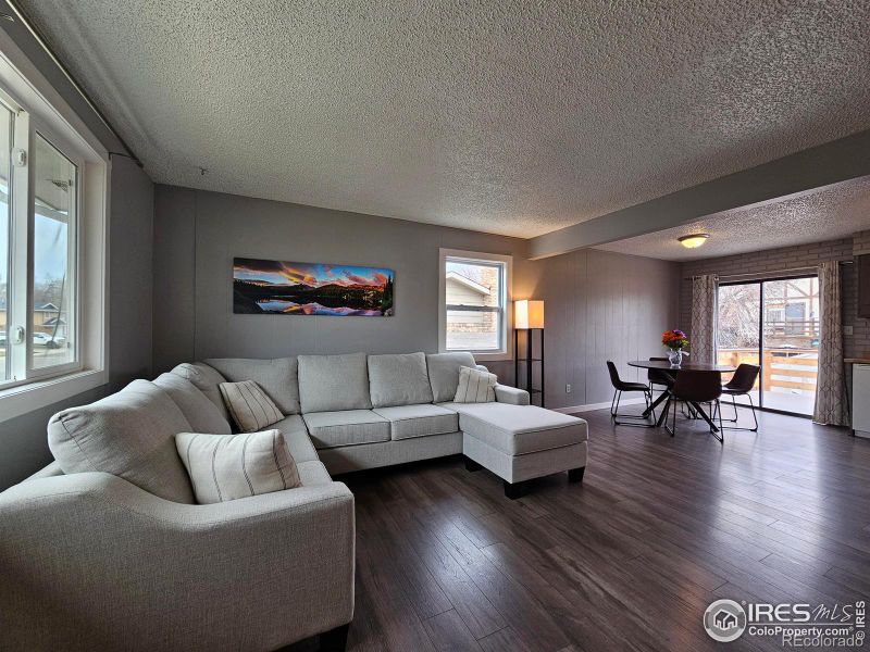 2252 Smith Dr, Longmont, CO 80501