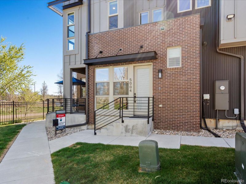 5004 S Platte River Pw, Littleton, CO 80123