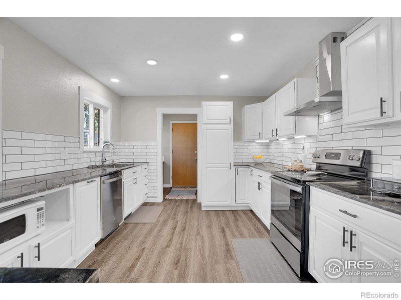 2058 50th Ave Ct, Greeley, CO 80634