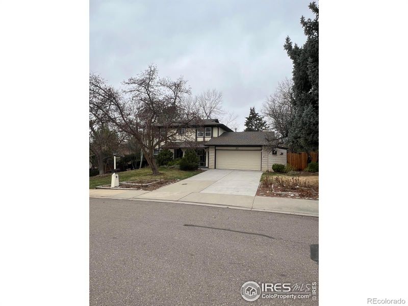 21 Vassar Ct, Longmont, CO 80503