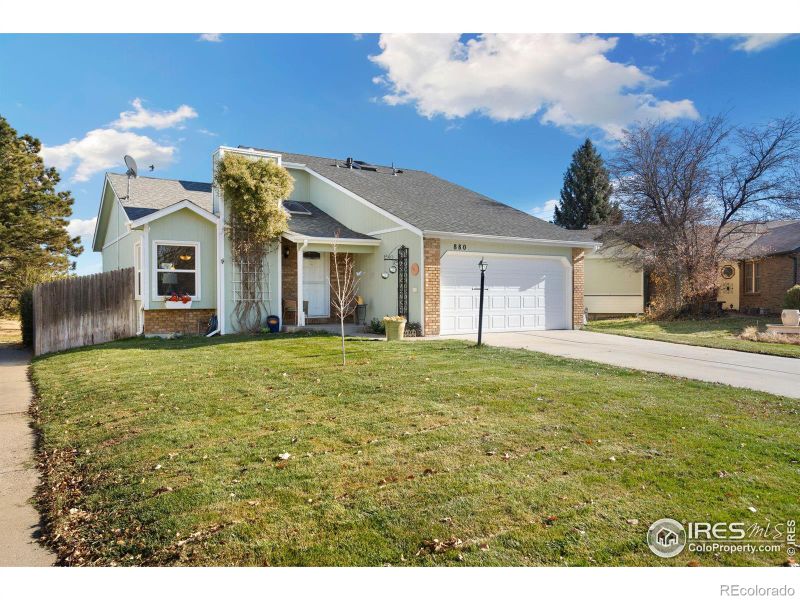 880 S Edinburgh Dr, Loveland, CO 80537