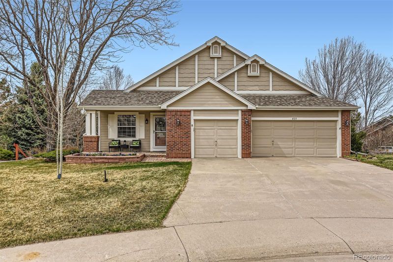 8723 Fairview Oaks Ln, Lone Tree, CO 80124