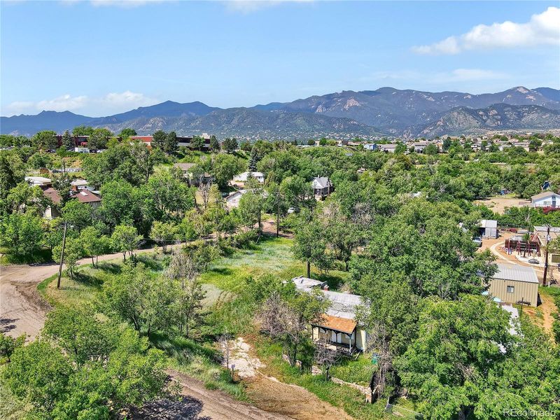 408 S 9th St, Colorado Springs, CO 80905
