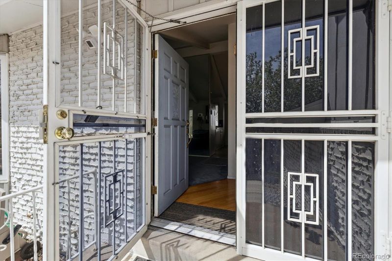 12391 E Cedar Cir, Aurora, CO 80012