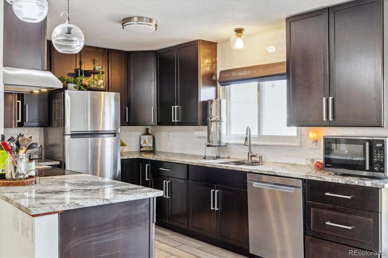 1049 Lilac St, Broomfield, CO 80020