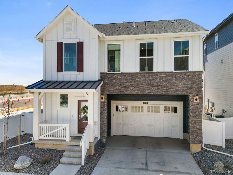 1917 S Fultondale Way, Aurora, CO 80018