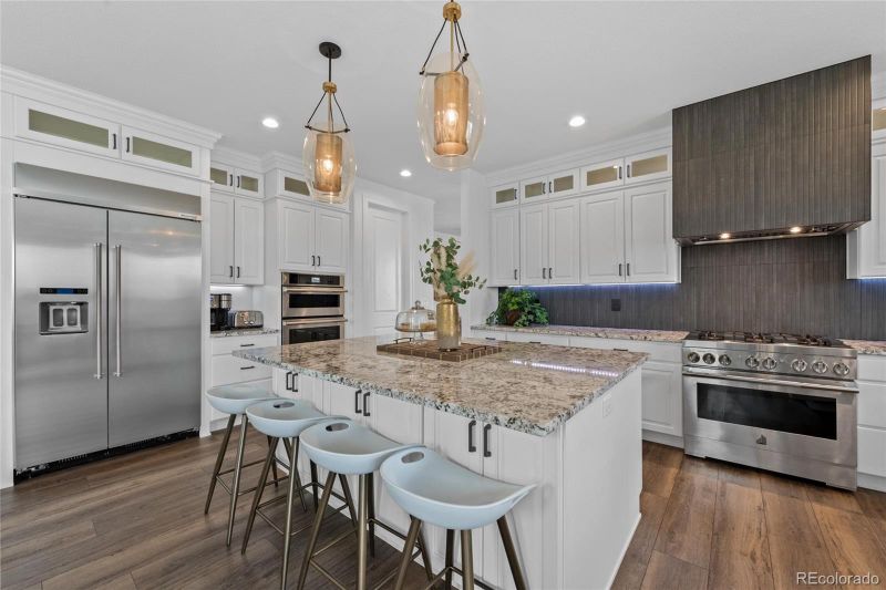 16202 W 95th Ln, Arvada, CO 80007